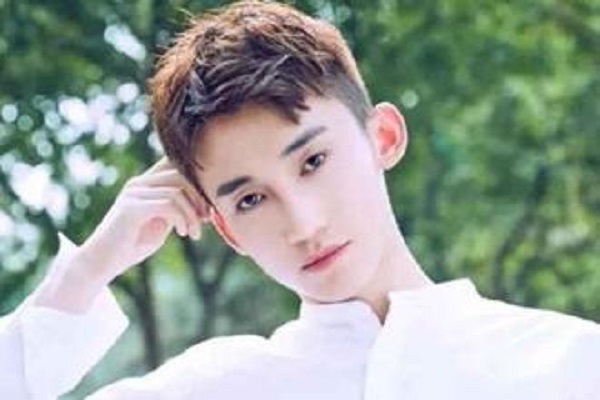 男性怎么做才能让头发变浓密