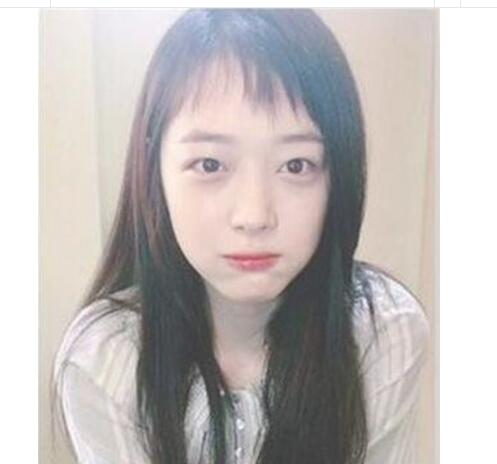二次元长发发型