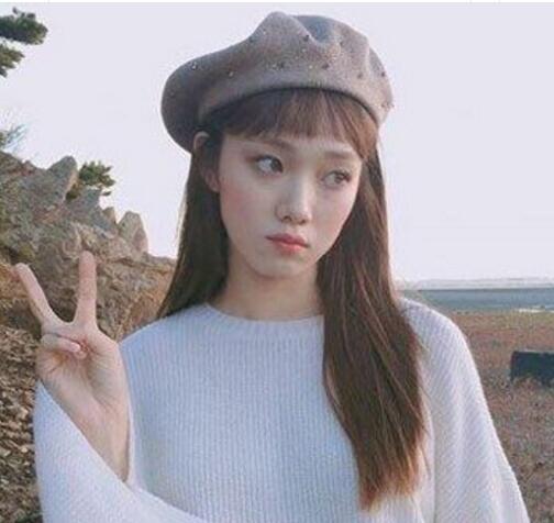 狗啃式刘海长发